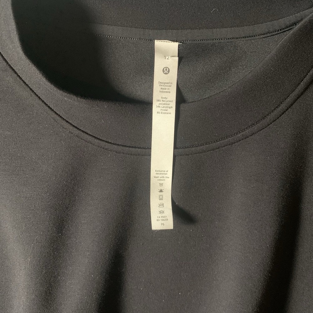 lululemon Gathered Waist Crew Pullover Size12 black - Picture 3 of 10